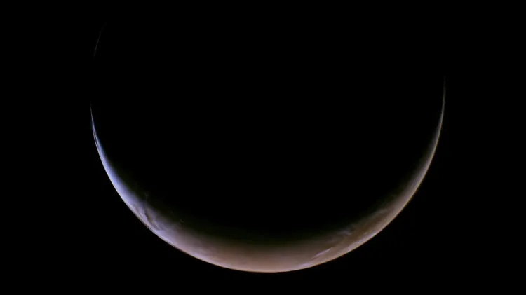 借火星引力省燃料,探测器奔往金属小行星