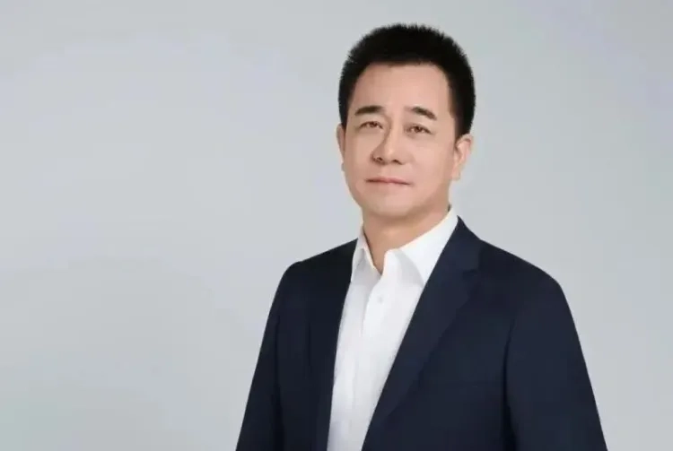 人形机器人只卖了一台,同公司的机器狗已年入三亿