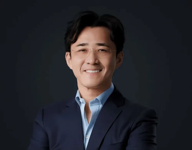 比特币公司分拆三年,AI算力合同超波音年营收