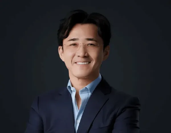比特币公司分拆三年,AI算力合同超波音年营收